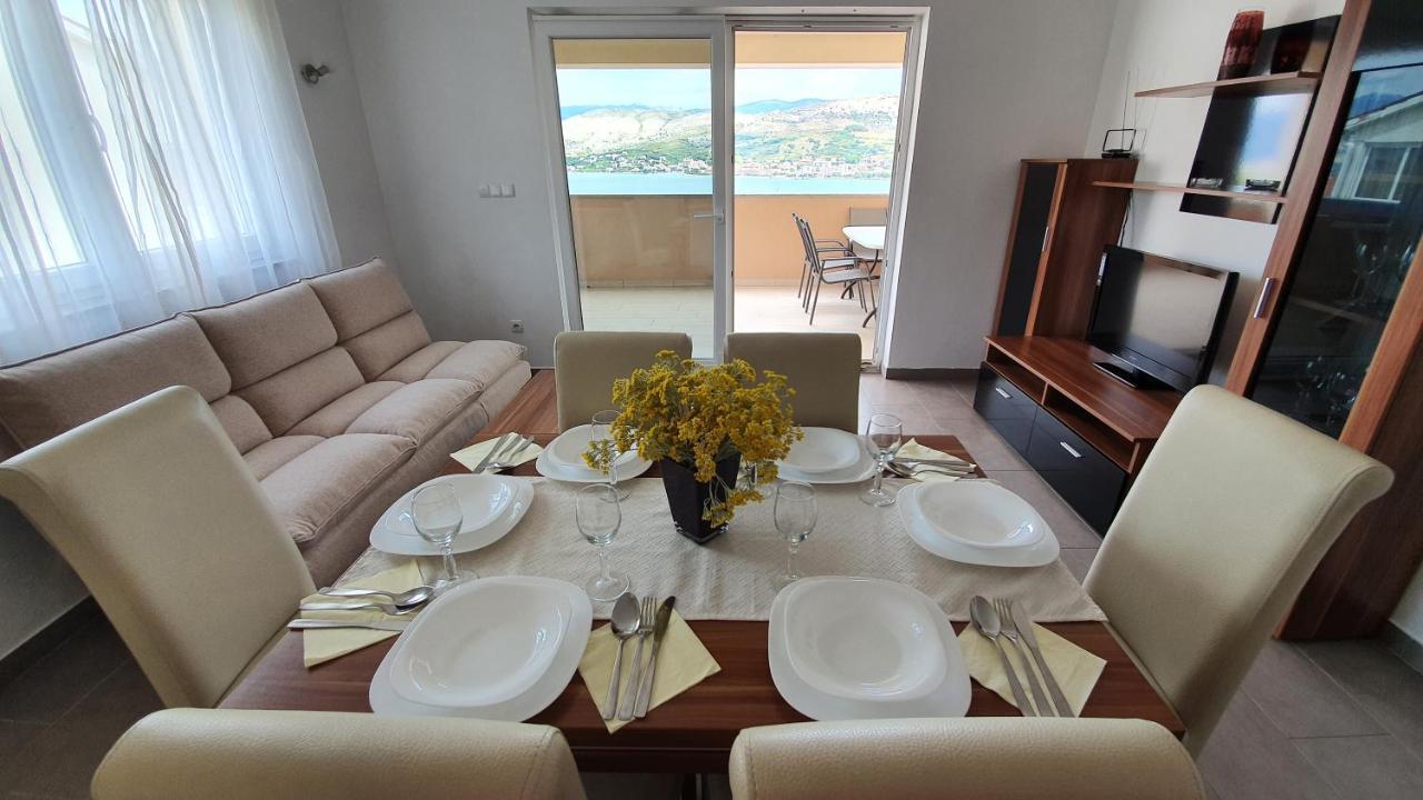 Apartments Augustin باغ المظهر الخارجي الصورة