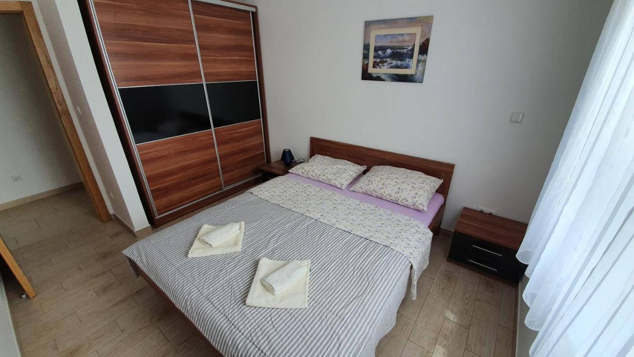 Apartments Augustin باغ المظهر الخارجي الصورة