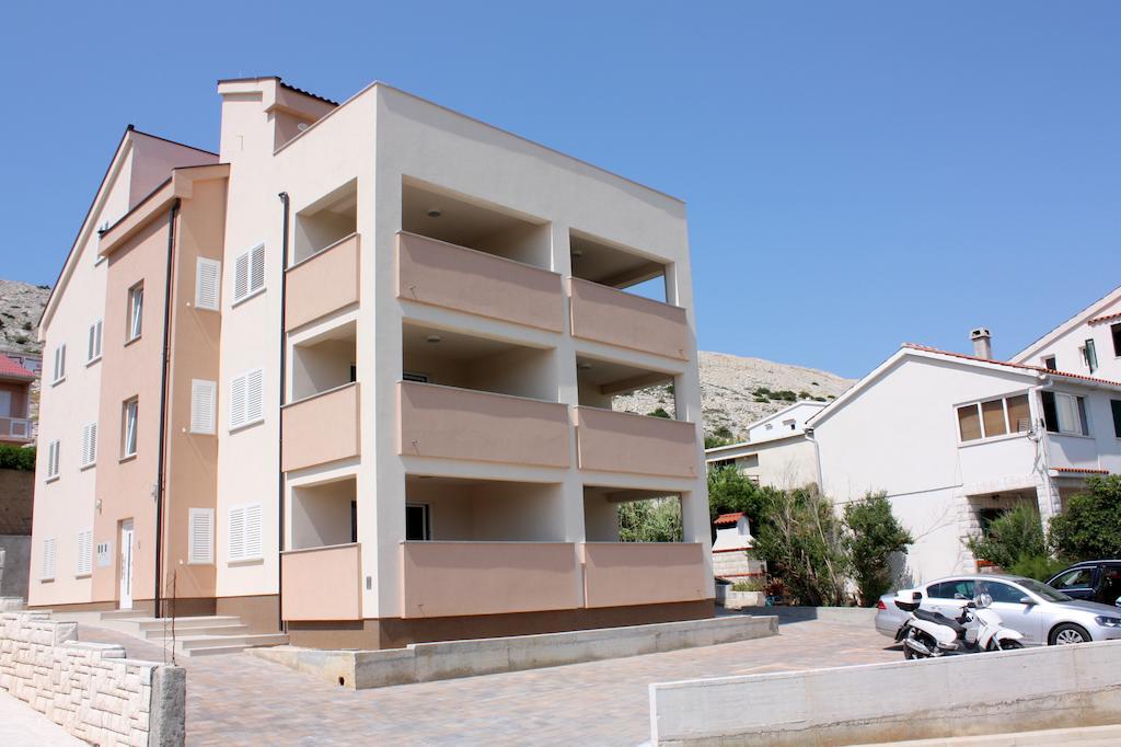 Apartments Augustin باغ المظهر الخارجي الصورة